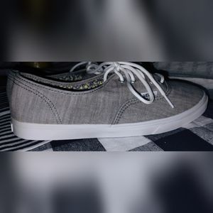 Vans Floral Chambray Women's Size 7.5 Gray Shoes .